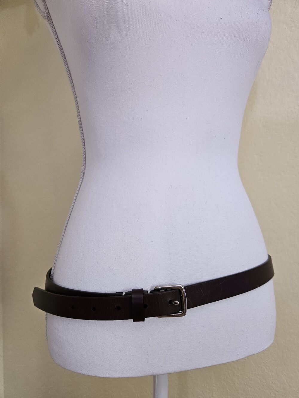 Coach Classic Brown Leather Women's Belt Sz XL Appox 43 In. Lngth / 1 In. Wide